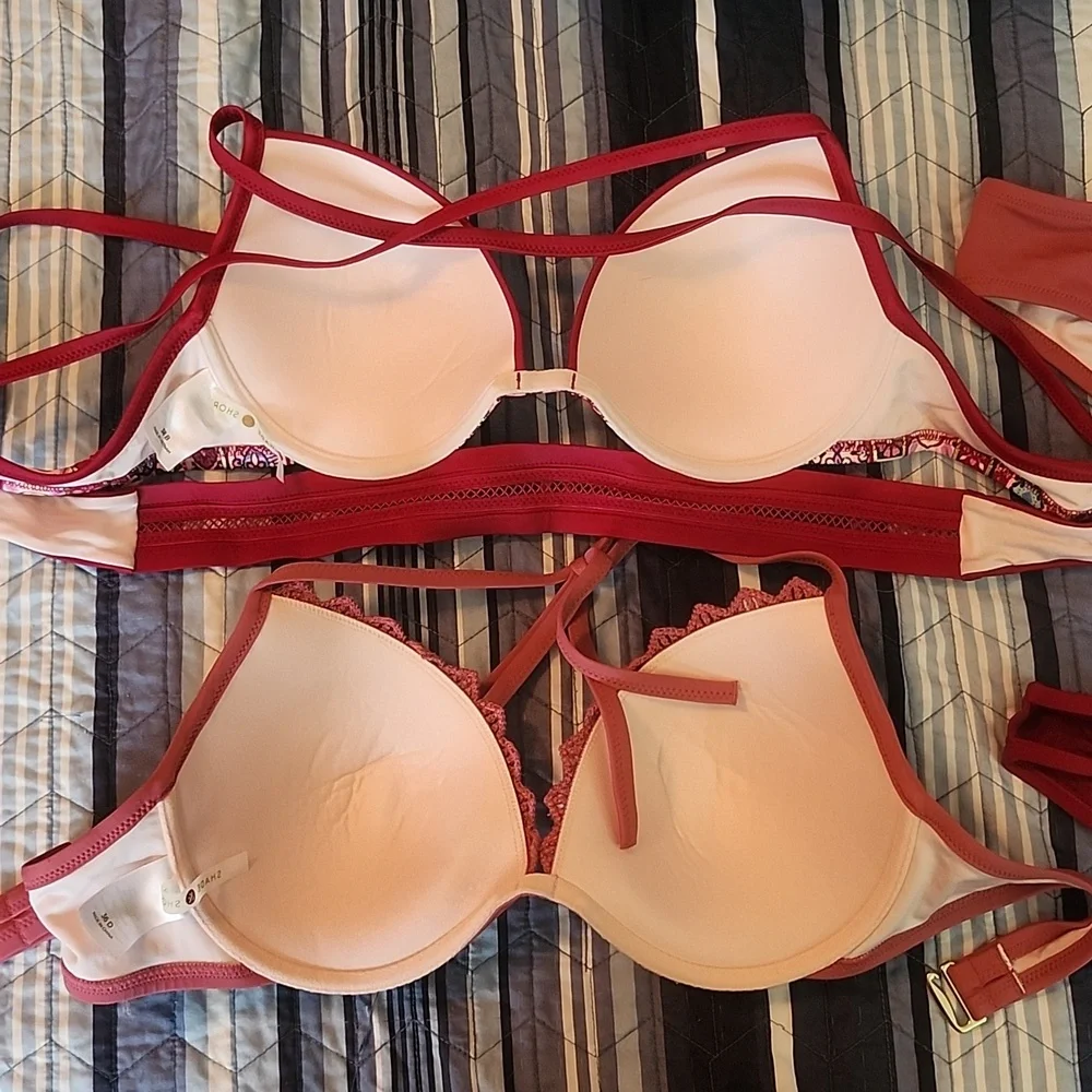 Patterned Bathing Suits - Picture 4 of 4